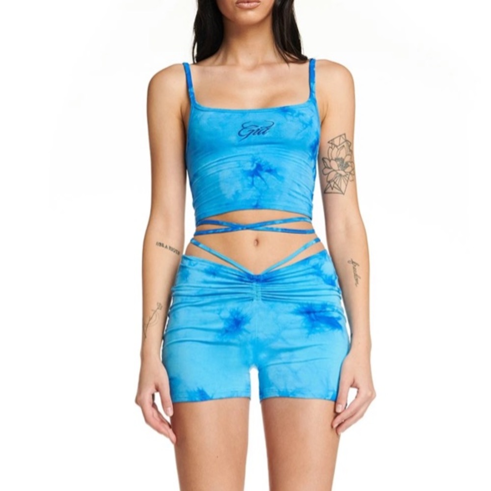 ISO I.AM.GIA blue tie dye halo shorts set